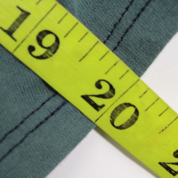 Hollister Polo Shirt Women's Casual Multicolor Striped Long Sleeve Cropped SZ M - Picture 7 of 7